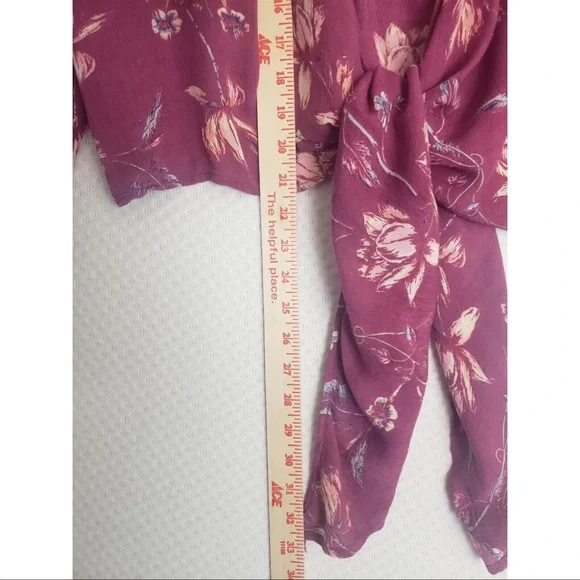 Billabong Women's Tie Front Long Bell Sleeve Boho Pink Floral Blouse. - Picture 6 of 10